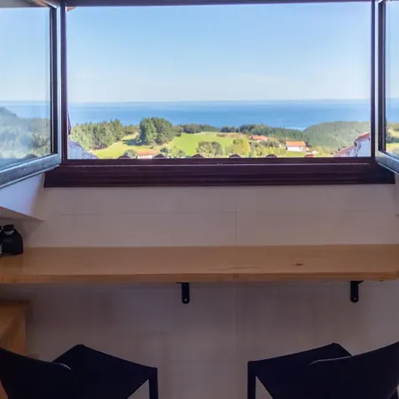 Happy Sea View Urdaibai Apartment *