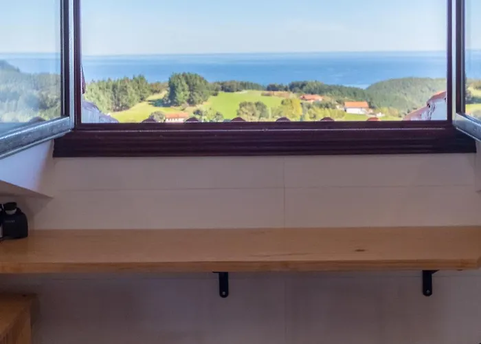 Happy Sea View Urdaibai Apartament *